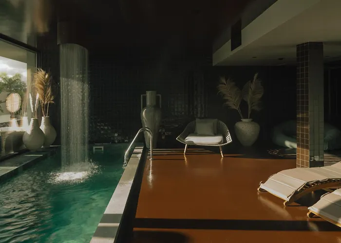 Отель Leiriartem By Grupo Quinta Dos Lagos Лейрия