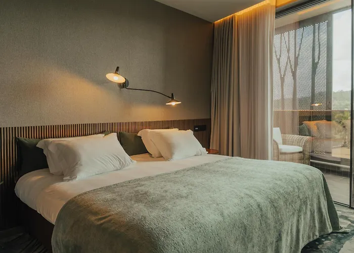 Leiriartem By Grupo Quinta Dos Lagos Лейрия