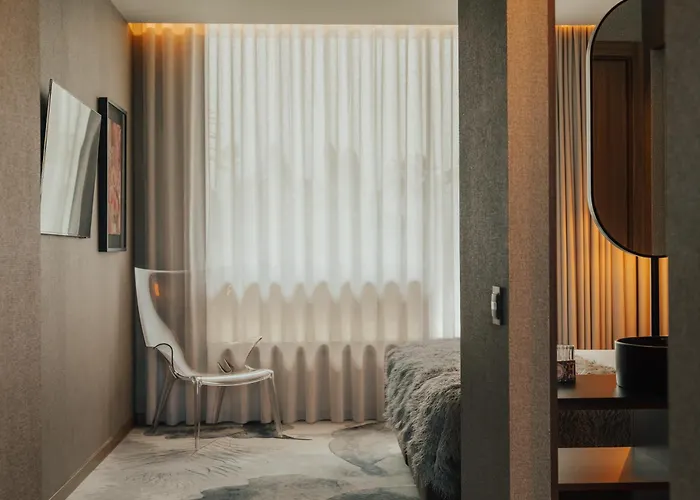 Отель Leiriartem By Grupo Quinta Dos Lagos